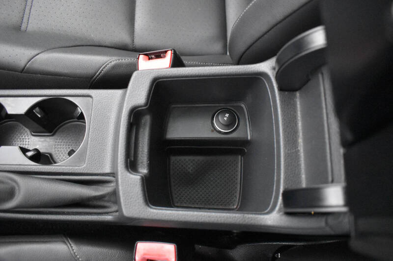 2015 Volkswagen Golf TSI S