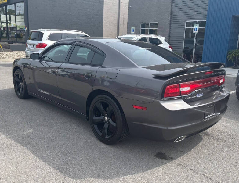 2014 Dodge Charger SE