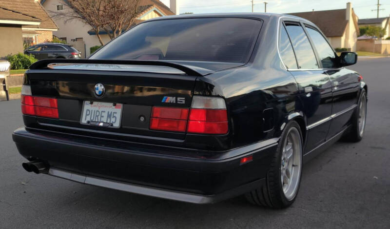 1991 BMW M5