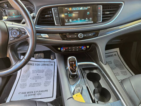 2018 Buick Enclave Essence