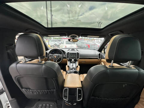 2016 Porsche Cayenne