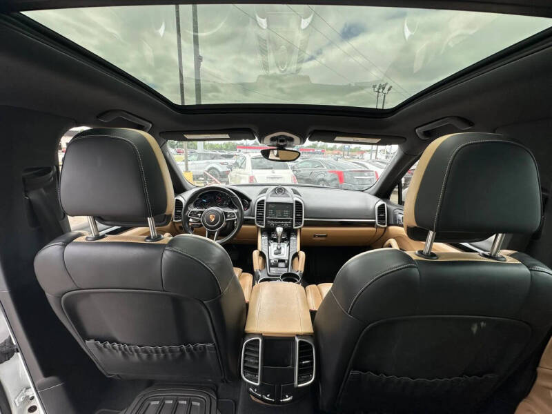 2016 Porsche Cayenne