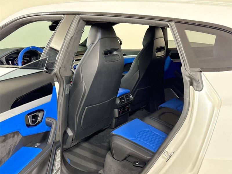 2021 Lamborghini Urus