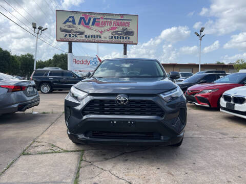 2023 Toyota RAV4 LE