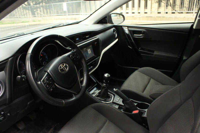 2017 Toyota Corolla iM