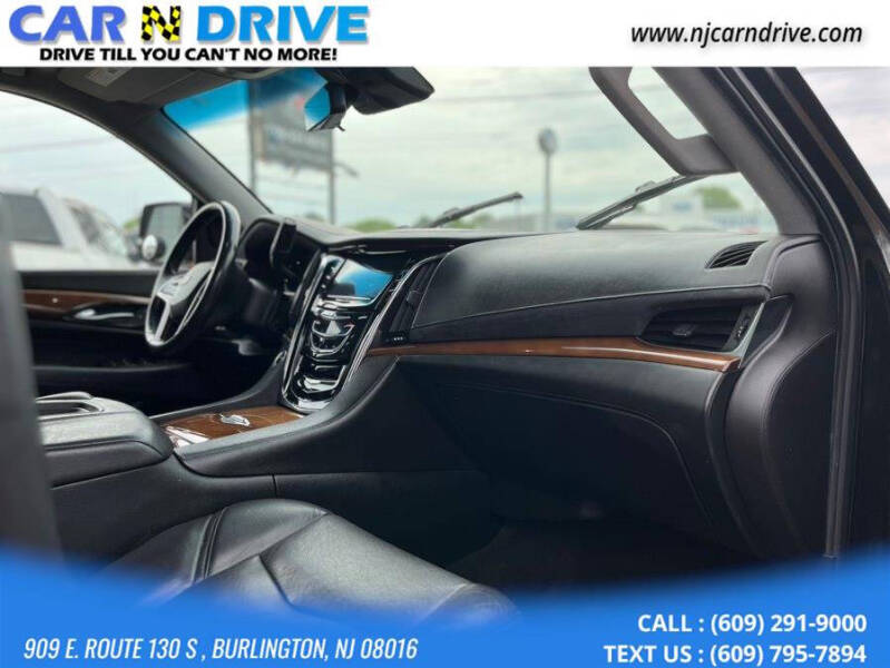 2017 Cadillac Escalade Luxury