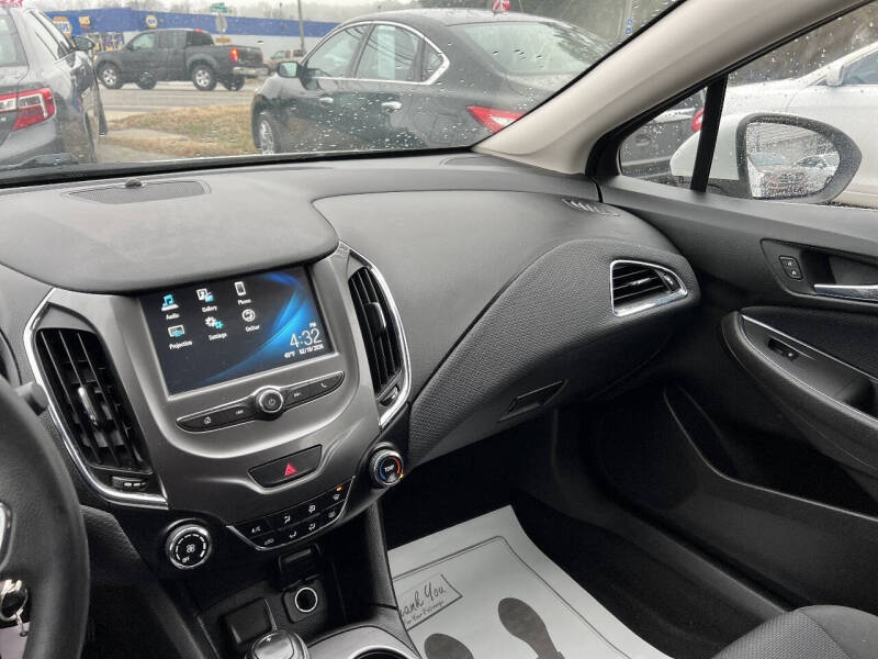 2018 Chevrolet Cruze LT Auto