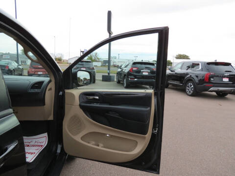 2015 Dodge Grand Caravan SE