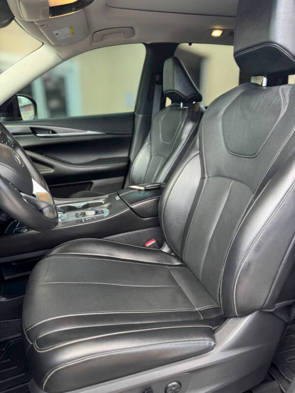 2022 Infiniti QX60 Luxe