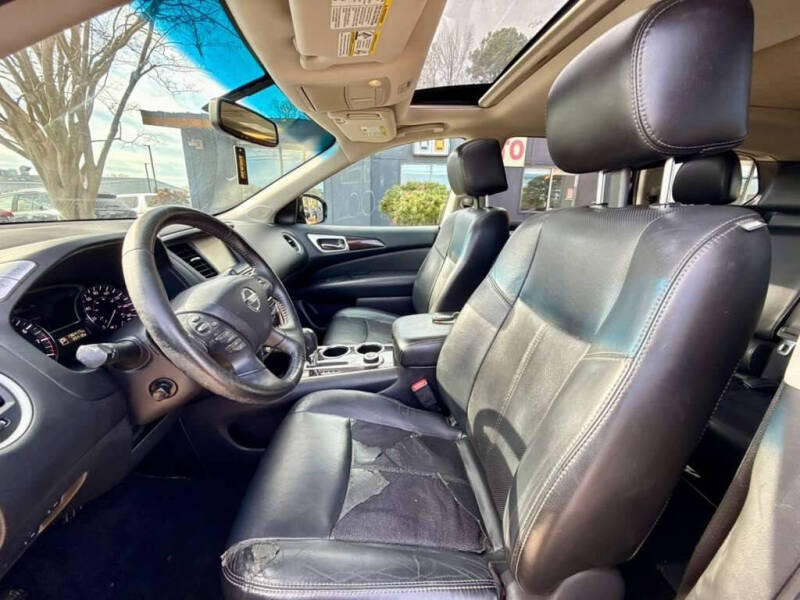 2014 Nissan Pathfinder Platinum