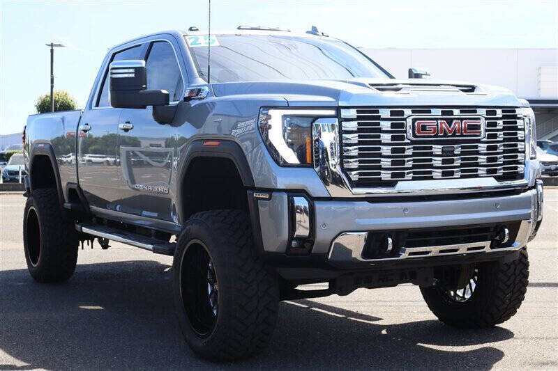 2025 GMC Sierra 3500HD