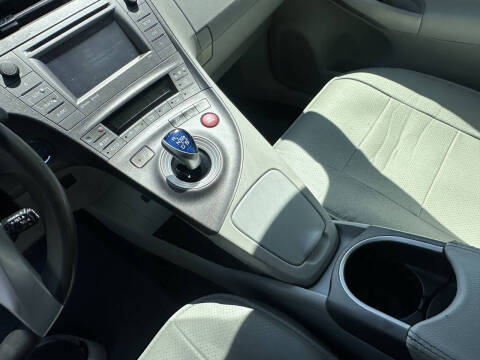 2013 Toyota Prius Three