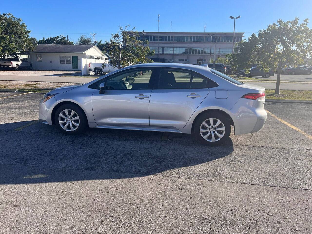 2020 TOYOTA Corolla Sedan - $19,999
