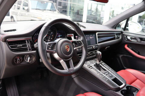 2020 Porsche Macan
