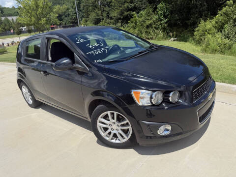 2016 Chevrolet Sonic LT Auto