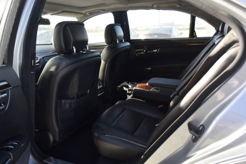 2013 Mercedes-Benz S-Class S 550 4MATIC