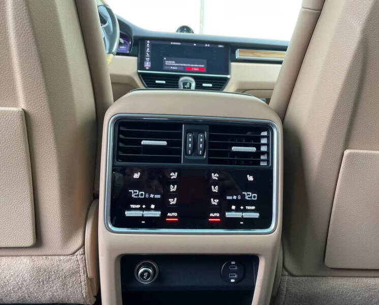 2021 Porsche Cayenne
