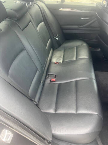 2012 BMW 5 Series 528i xDrive