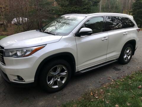 2015 Toyota Highlander for sale at Beverly Farms Motors in Beverly MA