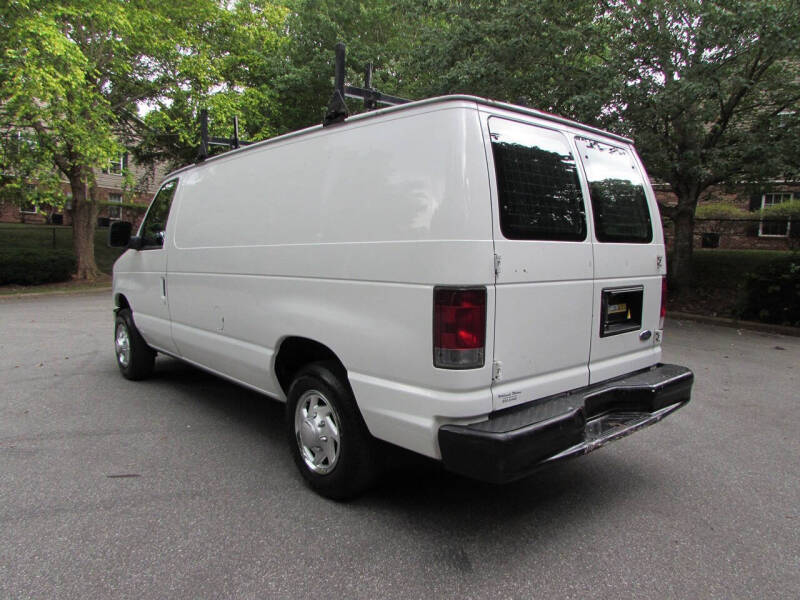2011 Ford E-Series