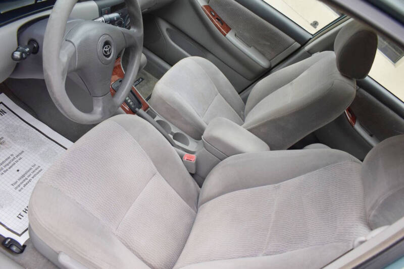 2005 Toyota Corolla CE