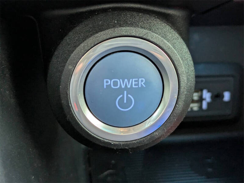 2022 Toyota Venza LE