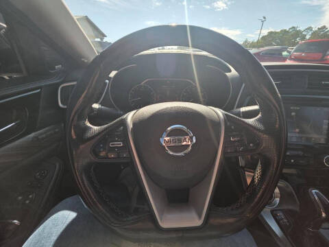 2017 Nissan Maxima Platinum