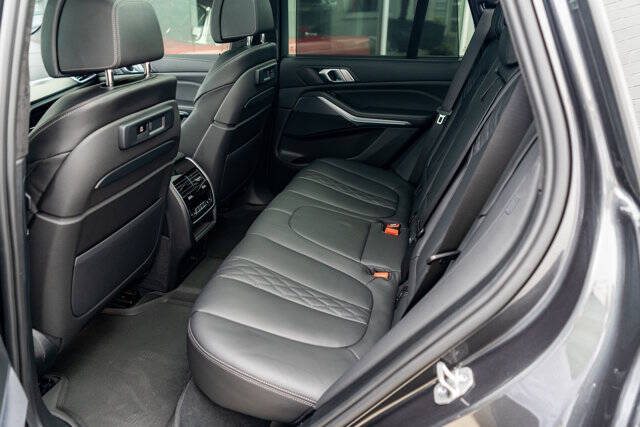2022 BMW X5 44