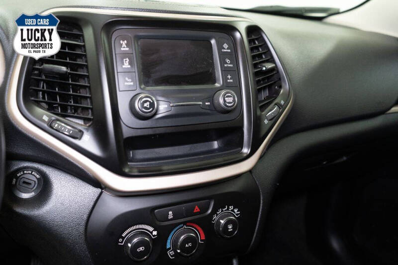 2015 Jeep Cherokee Sport