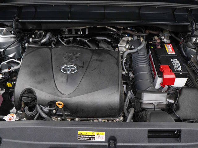 2020 Toyota Highlander L