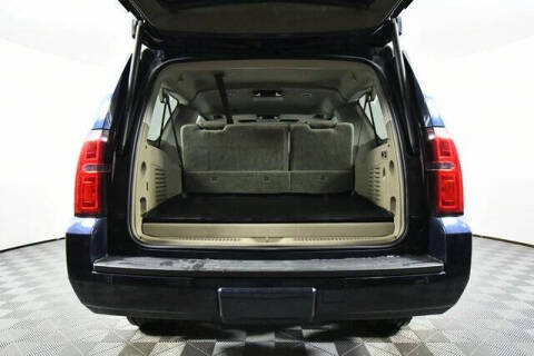 2017 Chevrolet Suburban LT