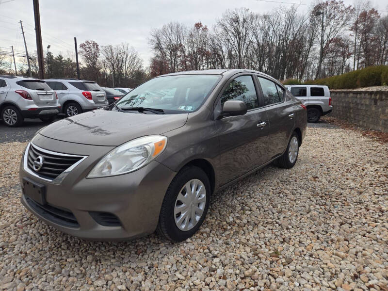 2012 Nissan Versa 1.6 S