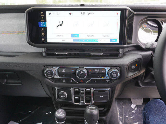 2024 Jeep Wrangler Sport RHD