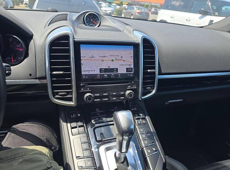 2018 Porsche Cayenne S