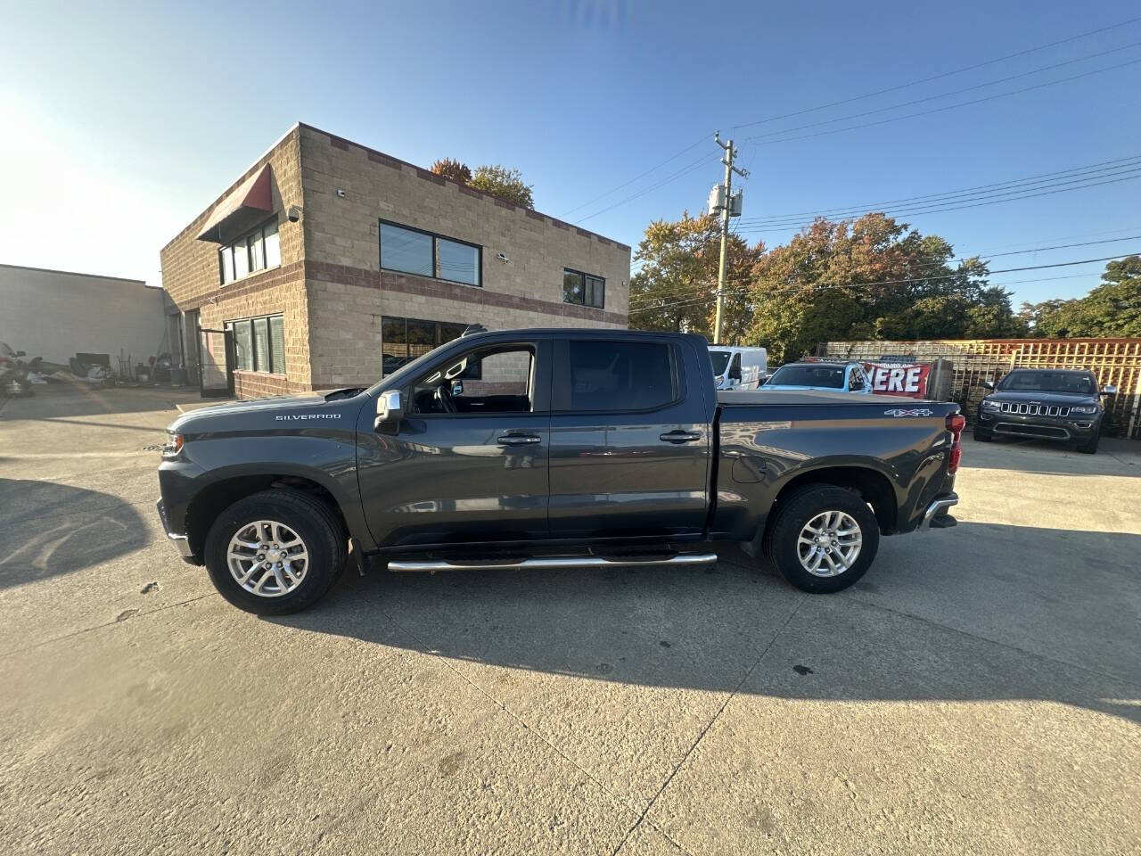 2019 Chevrolet Silverado 1500 for sale at VIP Motor Sales in Hazel Park, MI