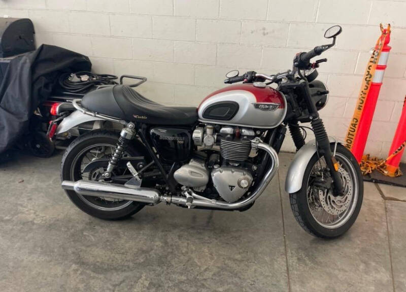 2016 Triumph Bonneville
