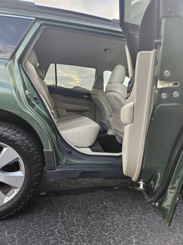 2012 Subaru Outback 2.5i Limited