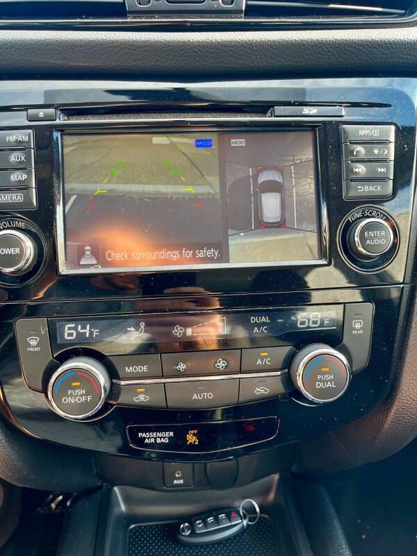 2018 Nissan Rogue Sport SV