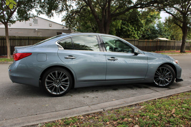 2016 INFINITI Q50 Sport photo 18