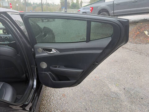 2019 Kia Stinger GT1