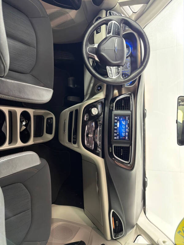 2019 Chrysler Pacifica LX