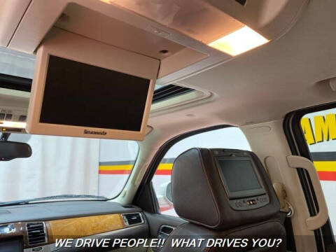 2011 Cadillac Escalade Platinum Edition