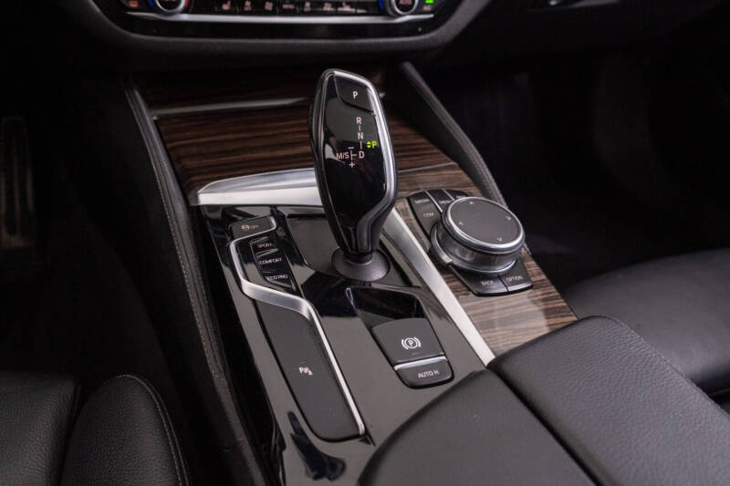 2018 BMW 5 Series 530i xDrive