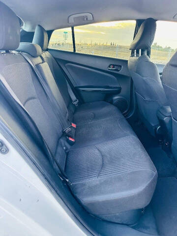 2017 Toyota Prius Two
