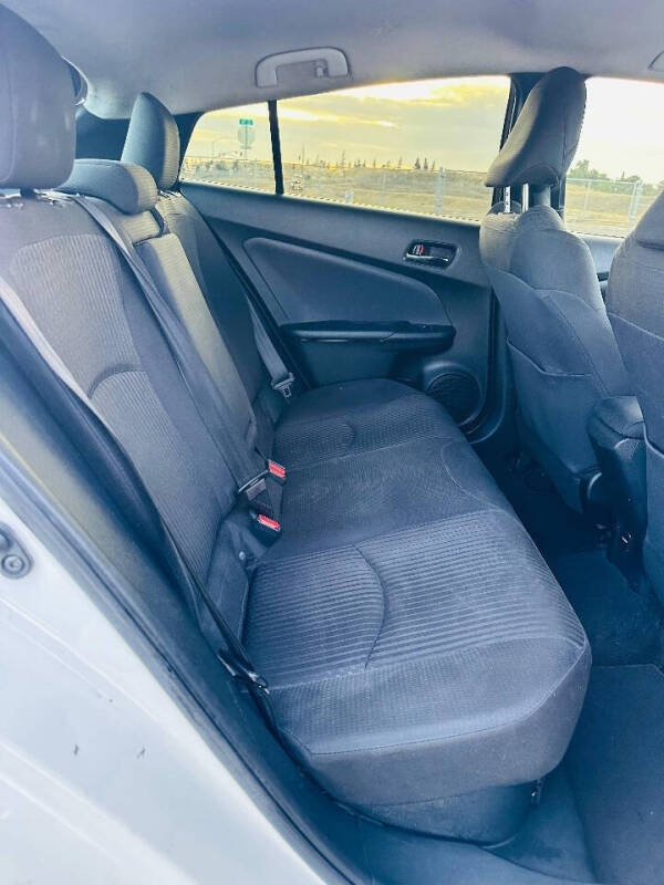 2017 Toyota Prius Two