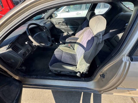 2004 Chevrolet Monte Carlo LS