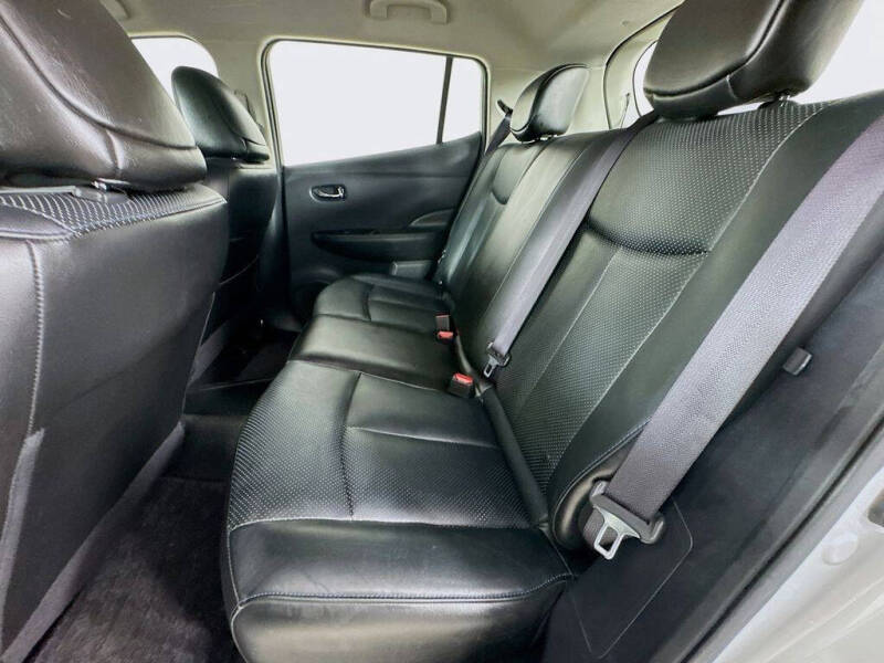 2014 Nissan LEAF SL