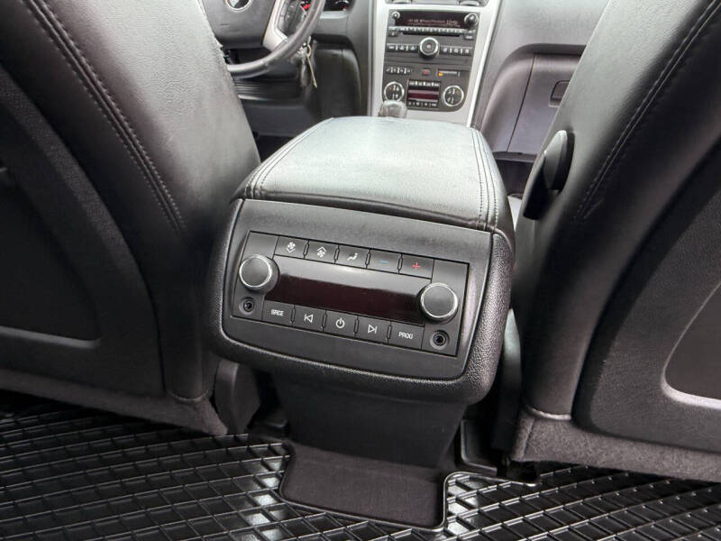 2010 GMC Acadia SLT-1