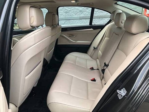 2013 BMW 5 Series 528i xDrive