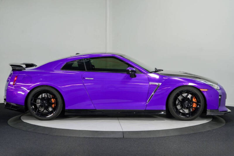 2014 Nissan GT-R Premium